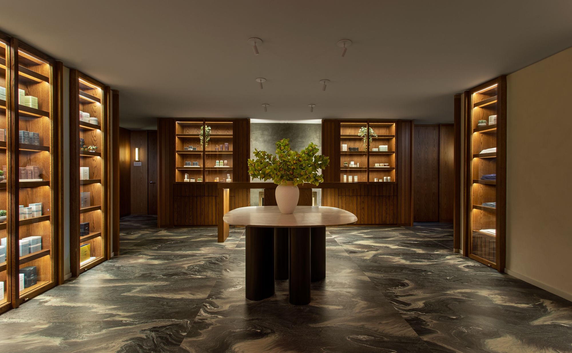 https://flatironnomad.nyc/wp-content/uploads/2023/04/ritzcarltonspa-header.jpg