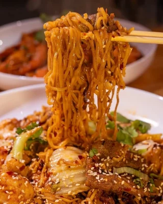 ✨ MEET MALA PANDA + GIVEAWAY ✨

Meet Mala Panda (@malapanda105), the new Sichuan cuisine restaurant that offers bold, spicy and delicious flavors in a variety of dishes.

Join Mala Panda for lunch or dinner to enjoy customizable Malatang and Dry Pot dishes that can be complimented by over 100 fresh ingredients. Learn more about Mala Panda via LINK IN BIO.

✨ GIVEAWAY OPPORTUNITY ✨
Know someone you'd love to share an interactive dining experience with? Participate in a giveaway below for a chance to win a $50 Gift Card to Mala Panda!

How to Enter:
✨ Follow @malapanda105 and @flatironny
✨ Like this post
✨ Tag a friend

Giveaway ends June 17th at 5 pm EST. Winner MUST be a resident of NY, NJ, or CT and 18+. Winner will be chosen at random. This giveaway is not sponsored, endorsed, or administered by or associated with Instagram.